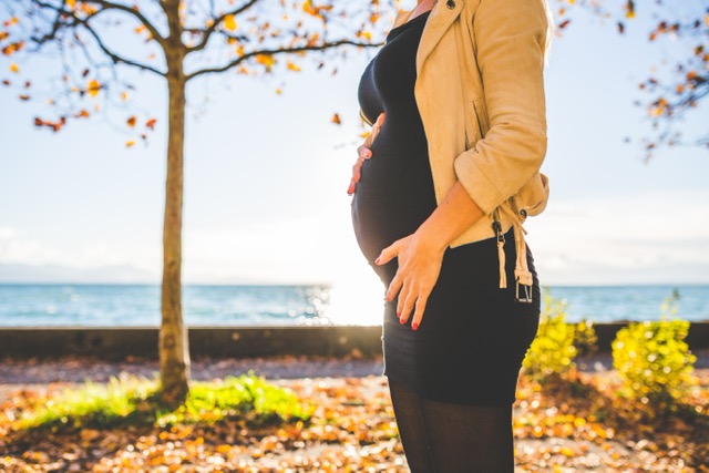 Praca na umowie zlecenie w czasie urlopu wychowawczego i druga ciąża